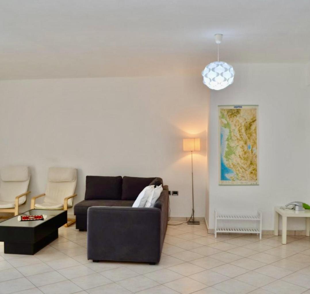 Andi Apartment Саранда Экстерьер фото